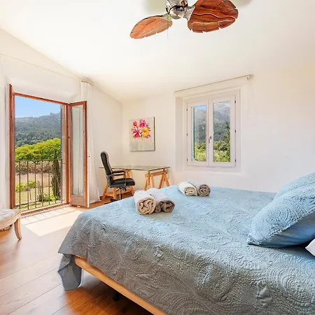 וילה Deluxe Els Gorgs פוינסה