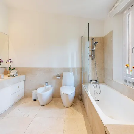 Deluxe Els Gorgs Villa *