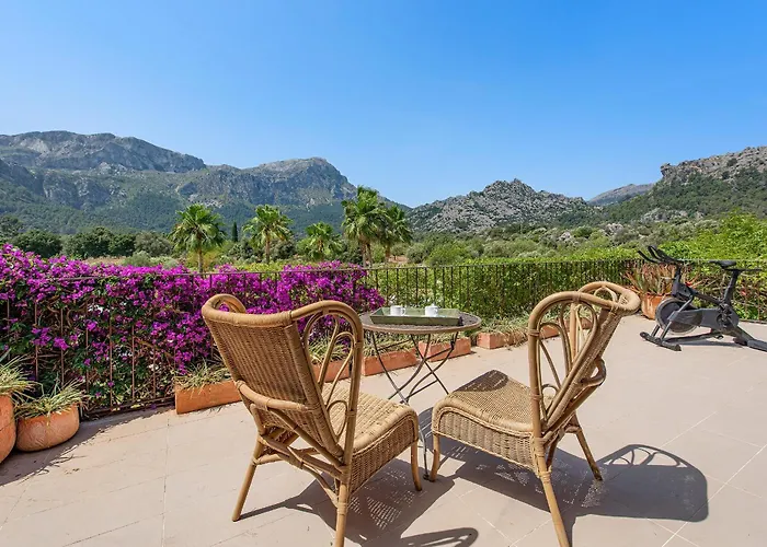 Deluxe Els Gorgs Villa *